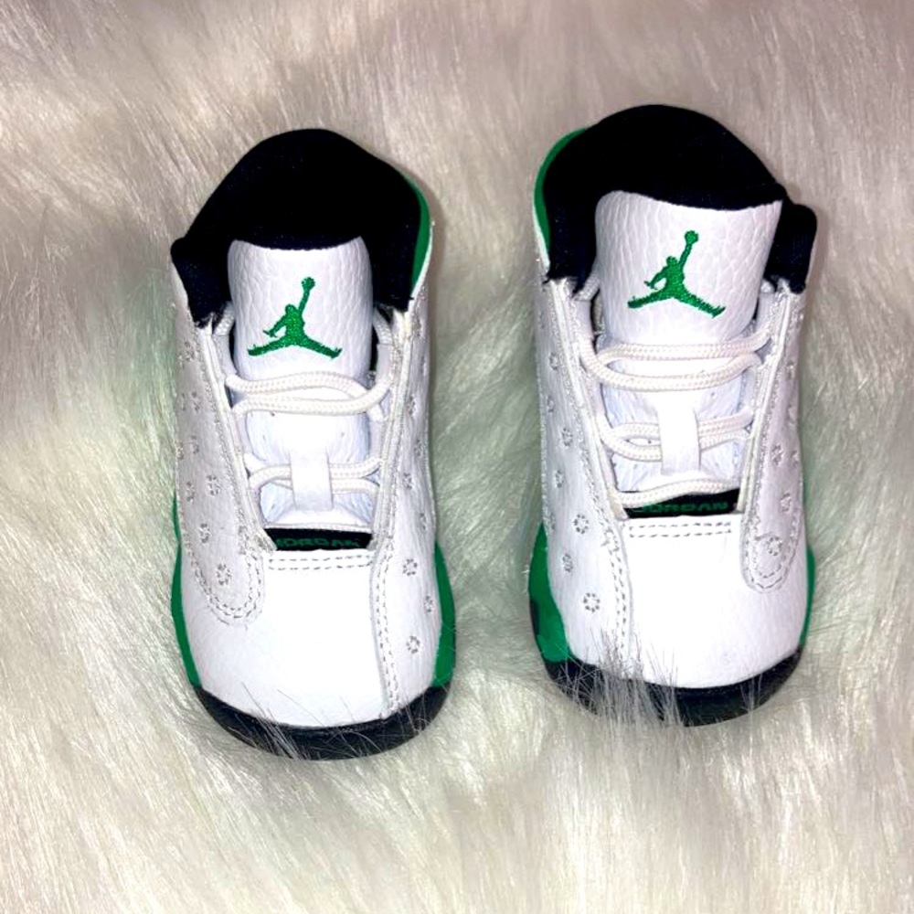 Jordan Lucky Green 13s